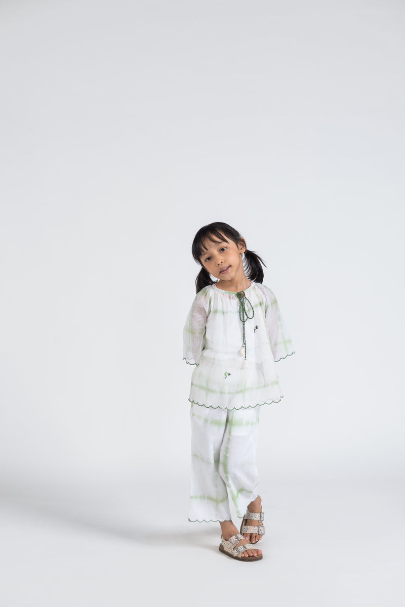 Mommy & Me-Ditsy Floral Embroidery Tie-Dye Co-ord (Set of 2)